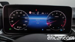 Mercedes-Benz C-Class C200 AMG Line 2024 года из Южной Кореи