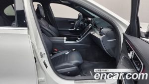 Mercedes-Benz C-Class C200 AMG Line 2024 года из Южной Кореи
