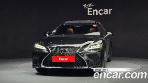 Lexus LS 3.5 Luxury AWD 2024 года из Южной Кореи