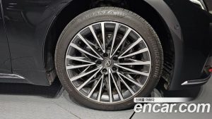 Lexus LS 3.5 Luxury AWD 2024 года из Южной Кореи