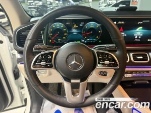 Mercedes-Benz GLE-Class GLE300d 4MATIC 2023 года из Южной Кореи