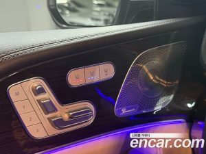 Mercedes-Benz GLE-Class GLE300d 4MATIC 2023 года из Южной Кореи