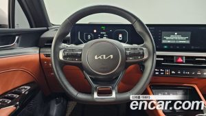 Kia K5 1.6 Turbo 2024 года из Южной Кореи