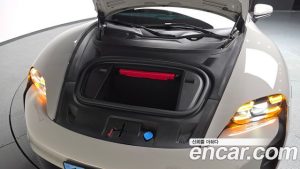 Porsche Taycan GTS 2023 года из Южной Кореи