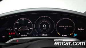 Porsche Taycan GTS 2023 года из Южной Кореи