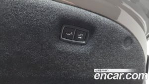 Porsche Taycan GTS 2023 года из Южной Кореи