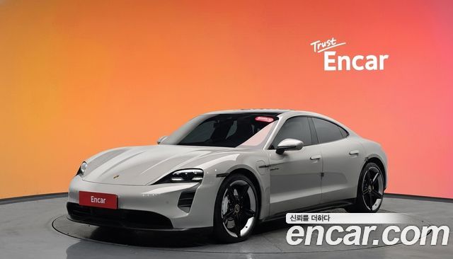 Porsche Taycan GTS 2023 года из Кореи