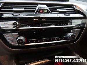 BMW 5-Series 523d xDrive M Sport 2023 года из Южной Кореи