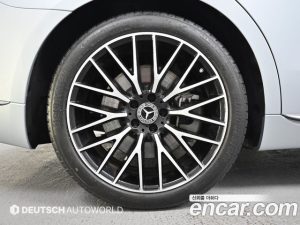 Mercedes-Benz S-Class S580L 4MATIC 2024 года из Южной Кореи