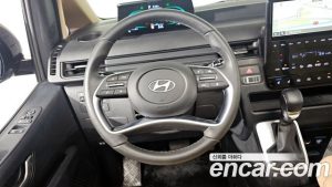 Hyundai Staria HEV 1.6 Tourer 9-Seater 2025 года из Южной Кореи