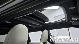 Mini Cooper 5Door Favoured 2025 года из Южной Кореи
