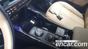 Kia Sorento HEV 1.6 2WD 2024 года из Южной Кореи