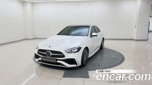 Mercedes-Benz C-Class C300 4MATIC AMG Line 2024 года из Южной Кореи