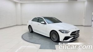 Mercedes-Benz C-Class C300 4MATIC AMG Line 2024 года из Южной Кореи