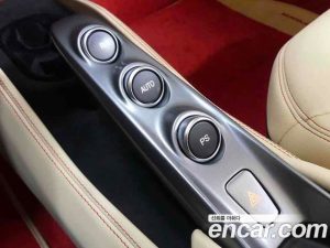 Ferrari F8 3.9 V8 2022 года из Южной Кореи