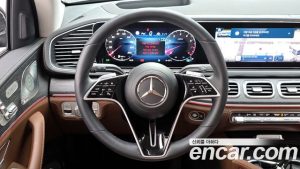 Mercedes-Benz GLE-Class GLE450 4MATIC 2025 года из Южной Кореи