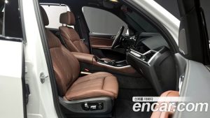 BMW X5 xDrive 40d M Sport Online Exclusive Edition 2025 года из Южной Кореи