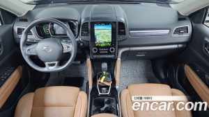 Renault-KoreaSamsung QM6 2.0 GDe RE Signature 2WD 2023 года из Южной Кореи