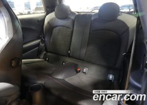 Mini Cooper JCW 2023 года из Южной Кореи