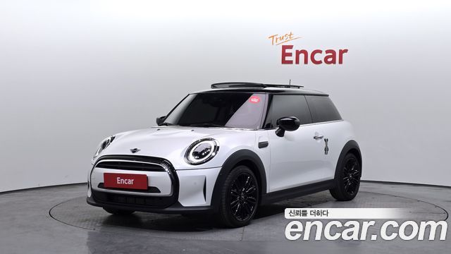 Mini Cooper CLASSIC Plus 2024 года из Кореи