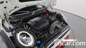 Mini Cooper CLASSIC Plus 2024 года из Южной Кореи