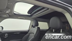 Mini Cooper CLASSIC Plus 2024 года из Южной Кореи