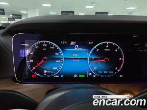 Mercedes-Benz E-Class E220d 4MATIC Exclusive 2023 года из Южной Кореи