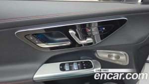 Mercedes-Benz GLC-Class AMG GLC43 4MATIC 2025 года из Южной Кореи