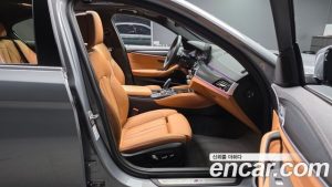BMW 5-Series 520i M Sport 2023 года из Южной Кореи