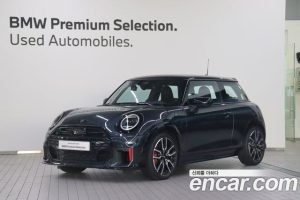 Mini Cooper JCW 2025 года из Южной Кореи