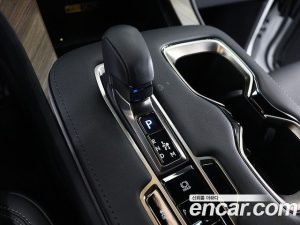 Lexus LM 500h Executive 2025 года из Южной Кореи