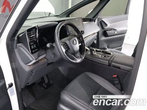 Lexus LM 500h Executive 2025 года из Южной Кореи