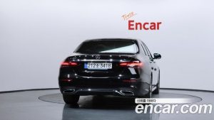 Mercedes-Benz E-Class E250 AMG Line 2023 года из Южной Кореи
