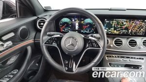 Mercedes-Benz E-Class E250 AMG Line 2023 года из Южной Кореи