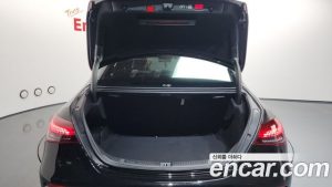 Mercedes-Benz E-Class E250 AMG Line 2023 года из Южной Кореи