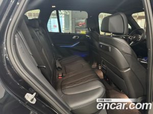 BMW X5 xDrive 30d M Sport 2025 года из Южной Кореи