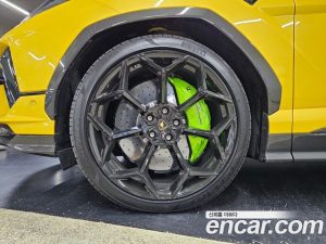 Lamborghini Urus 4.0 V8 Performante 2024 года из Южной Кореи
