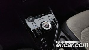 Kia Niro Prestige 2025 года из Южной Кореи