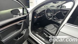 Volkswagen Touareg 3.0 TDI Prestige 2024 года из Южной Кореи