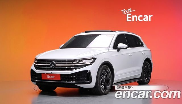 Volkswagen Touareg 3.0 TDI Prestige 2024 года из Кореи