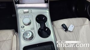 Genesis GV70 2.5T Бензин 2WD 2025 года из Южной Кореи
