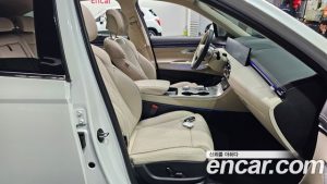 Genesis GV70 2.5T Бензин 2WD 2025 года из Южной Кореи