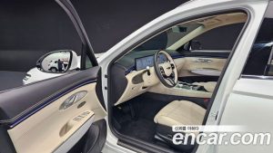 Genesis GV70 2.5T Бензин 2WD 2025 года из Южной Кореи