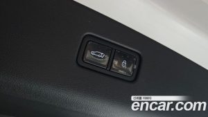 Genesis GV70 2.5T Бензин 2WD 2025 года из Южной Кореи