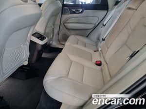 Volvo XC60 B5 Ultra Bright Air Air Suspension 2026 года из Южной Кореи