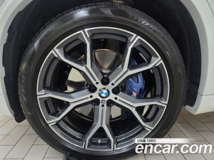 BMW X5 xDrive 40i M Sport 2024 года из Южной Кореи