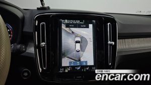 Volvo XC40 B4 Inscription 2022 года из Южной Кореи