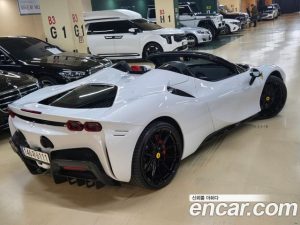 Ferrari SF90 4.0 2023 года из Южной Кореи