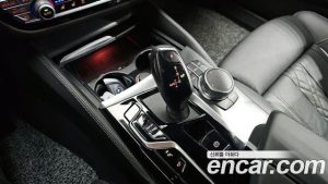 BMW 5-Series 523d M Sport 2023 года из Южной Кореи