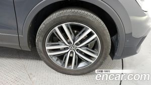 Volkswagen Tiguan 2.0 TDI 4 Prestige 2023 года из Южной Кореи
